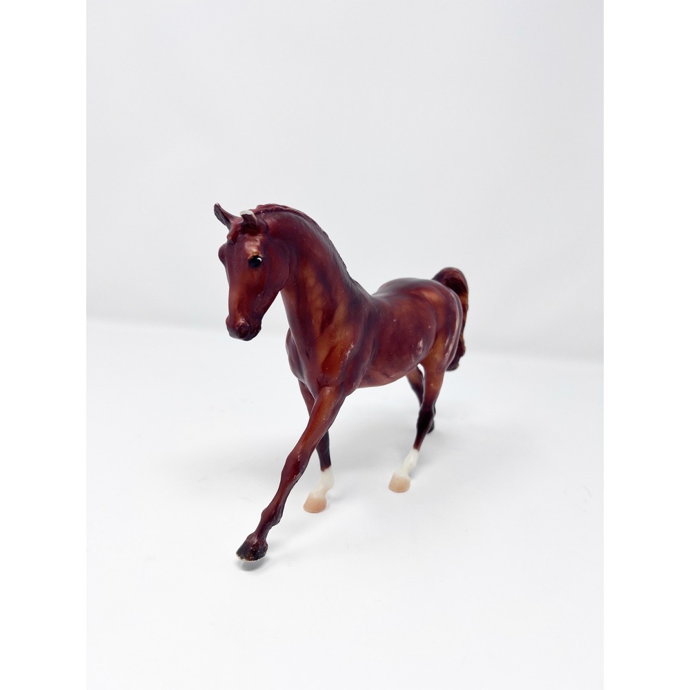 Bryer‎ Classic Chestnut Thoroughbred Horse